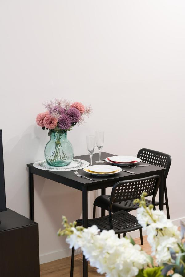Kwiatowa Apartments Poznan City Center By Noclegi Renters Eksteriør billede